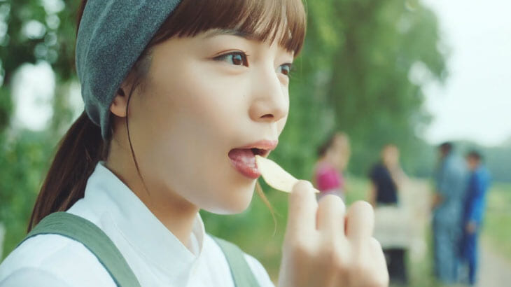 『aiko』が15年ぶりにCM出演　新曲「食べた愛」がポテトチップスのCMに起用